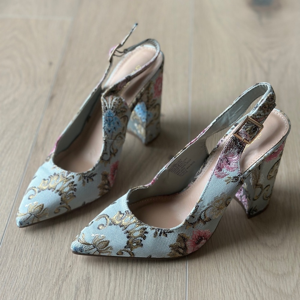 Shoe dazzle Multi-Color Pumps - Picture 8 of 10